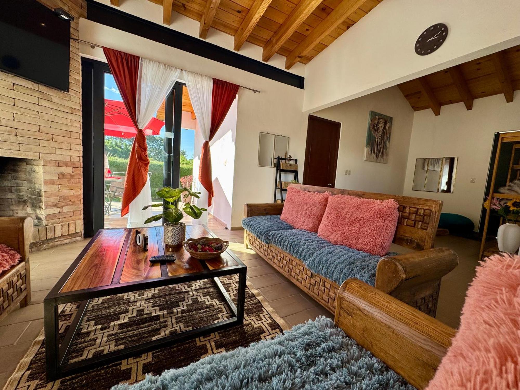 Encino House Hotel Boutique Valle de Bravo Buitenkant foto