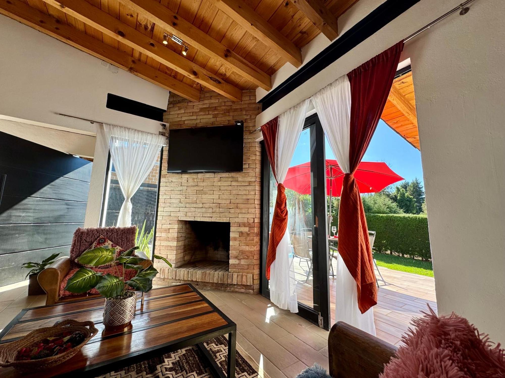 Encino House Hotel Boutique Valle de Bravo Buitenkant foto