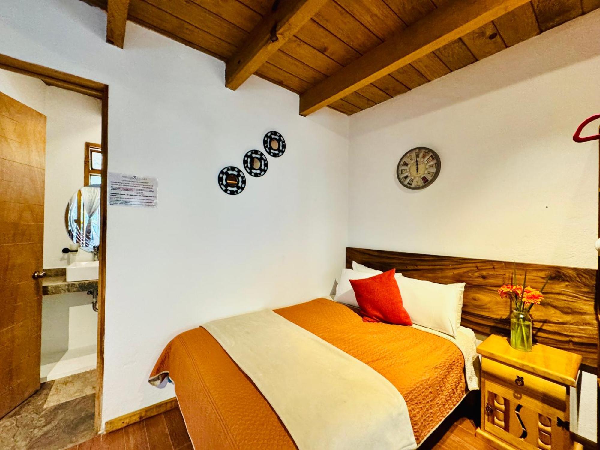 Encino House Hotel Boutique Valle de Bravo Buitenkant foto