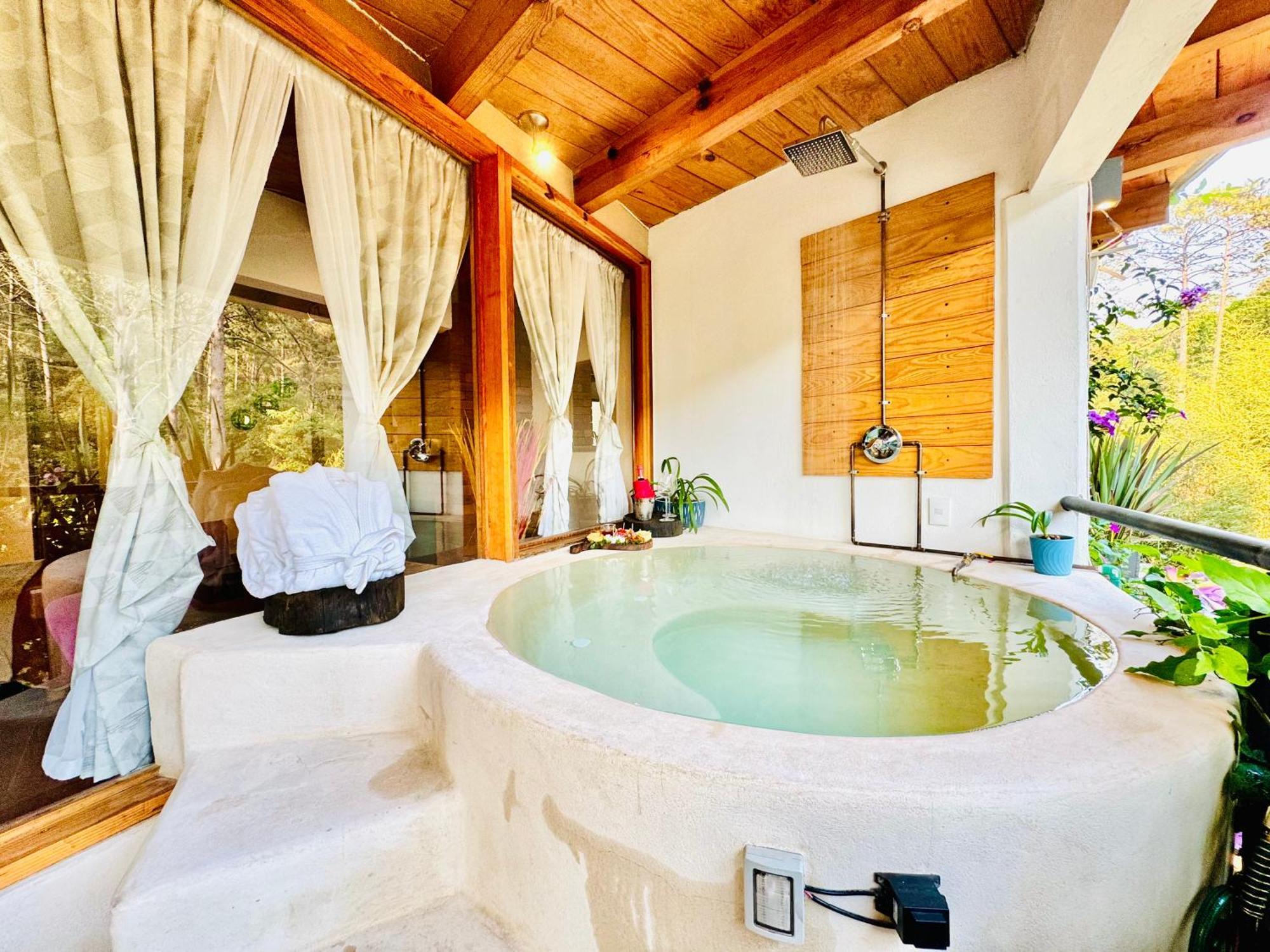 Encino House Hotel Boutique Valle de Bravo Buitenkant foto