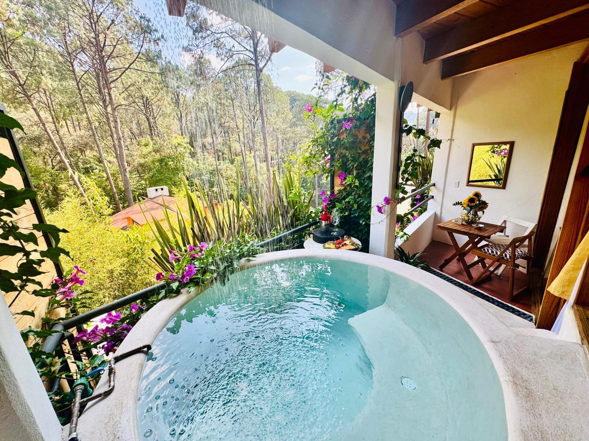 Encino House Hotel Boutique Valle de Bravo Buitenkant foto