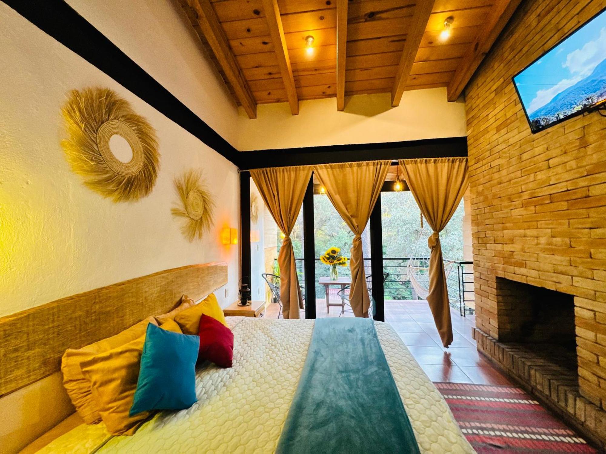 Encino House Hotel Boutique Valle de Bravo Buitenkant foto